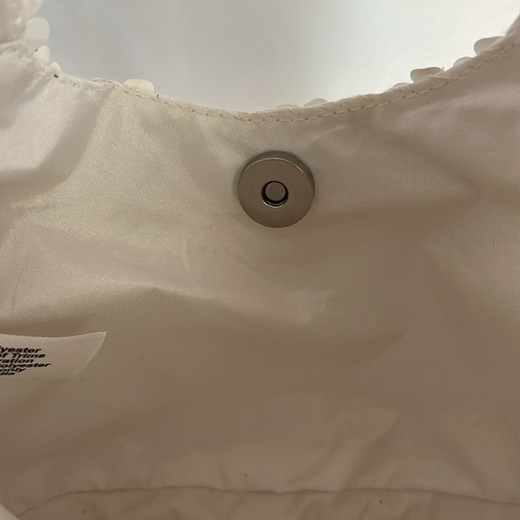 Handcrafted In India | Floral Beaded Handbag - Picture 7 of 8